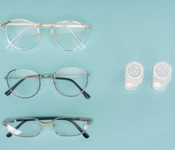 eyeglasses-contact-lenses